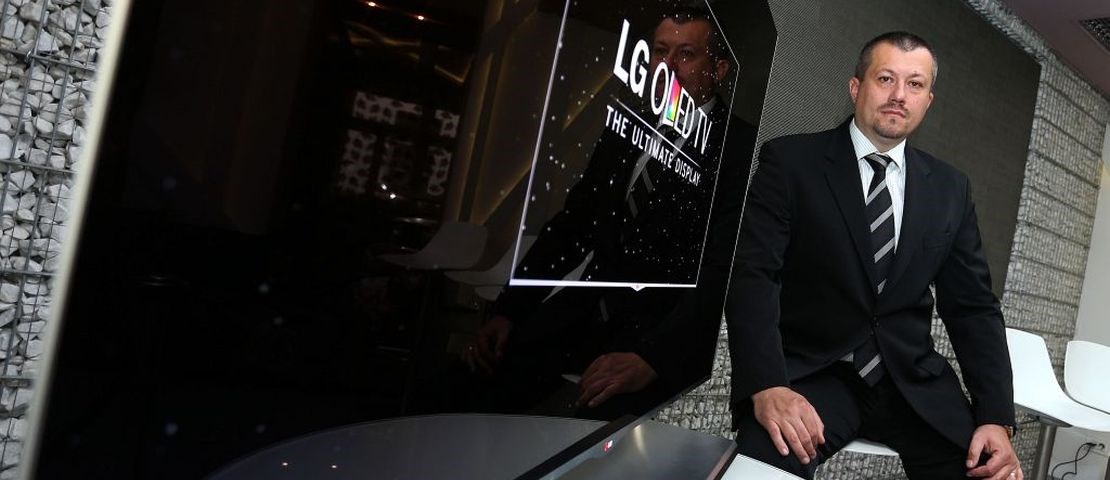 LG_OLED_TV_i_Mario_Medved.jpg